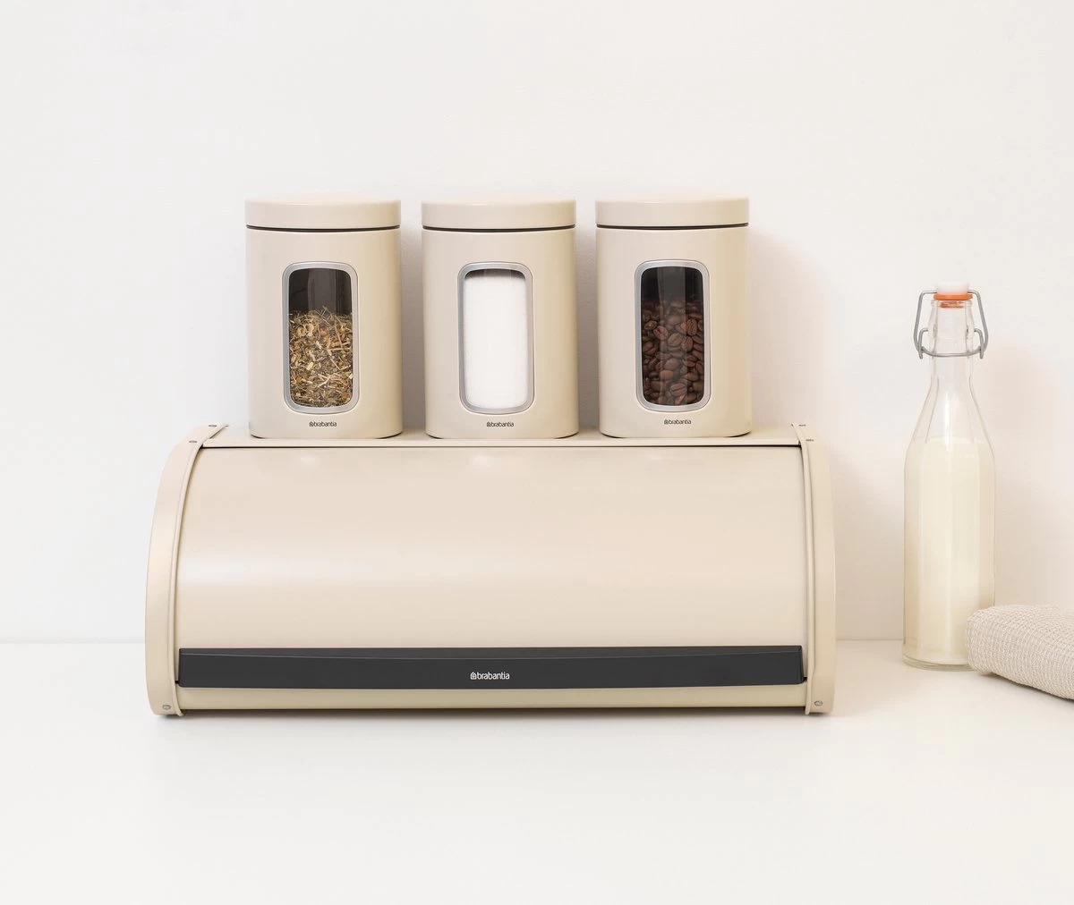 Brabantia Broodtrommel - Met Schuifdeksel - Soft Beige 8 Brabantia Broodtrommel - Met Schuifdeksel - Soft Beige - Afbeelding 8