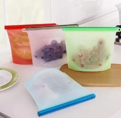 Siliconen Vershoudzakken | Bewaarzakken | Diepvrieszakken | Herbruikbaar | Lekvrij | Set 4-Stuks 1000ml | Vries & Hitte Bestendig | 4 Kleuren 8 Siliconen Vershoudzakken | Bewaarzakken | Diepvrieszakken | Herbruikbaar | Lekvrij | Set 4-Stuks 1000ml | Vries & Hitte Bestendig | 4 Kleuren -Voedselopslag Winkel 1200x1168 2