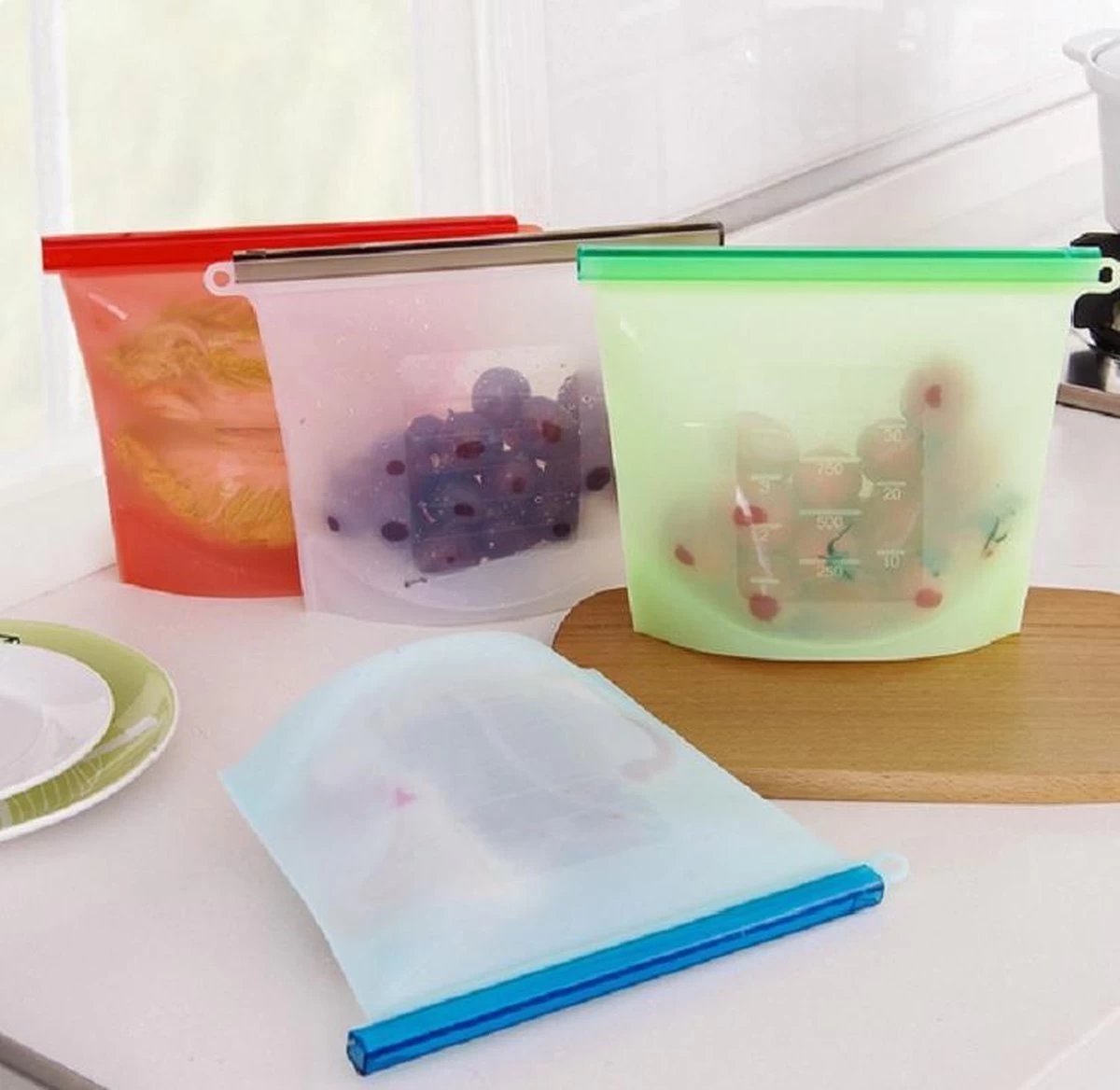 Siliconen Vershoudzakken | Bewaarzakken | Diepvrieszakken | Herbruikbaar | Lekvrij | Set 4-Stuks 1000ml | Vries & Hitte Bestendig | 4 Kleuren 4 Siliconen Vershoudzakken | Bewaarzakken | Diepvrieszakken | Herbruikbaar | Lekvrij | Set 4-Stuks 1000ml | Vries & Hitte Bestendig | 4 Kleuren - Afbeelding 4