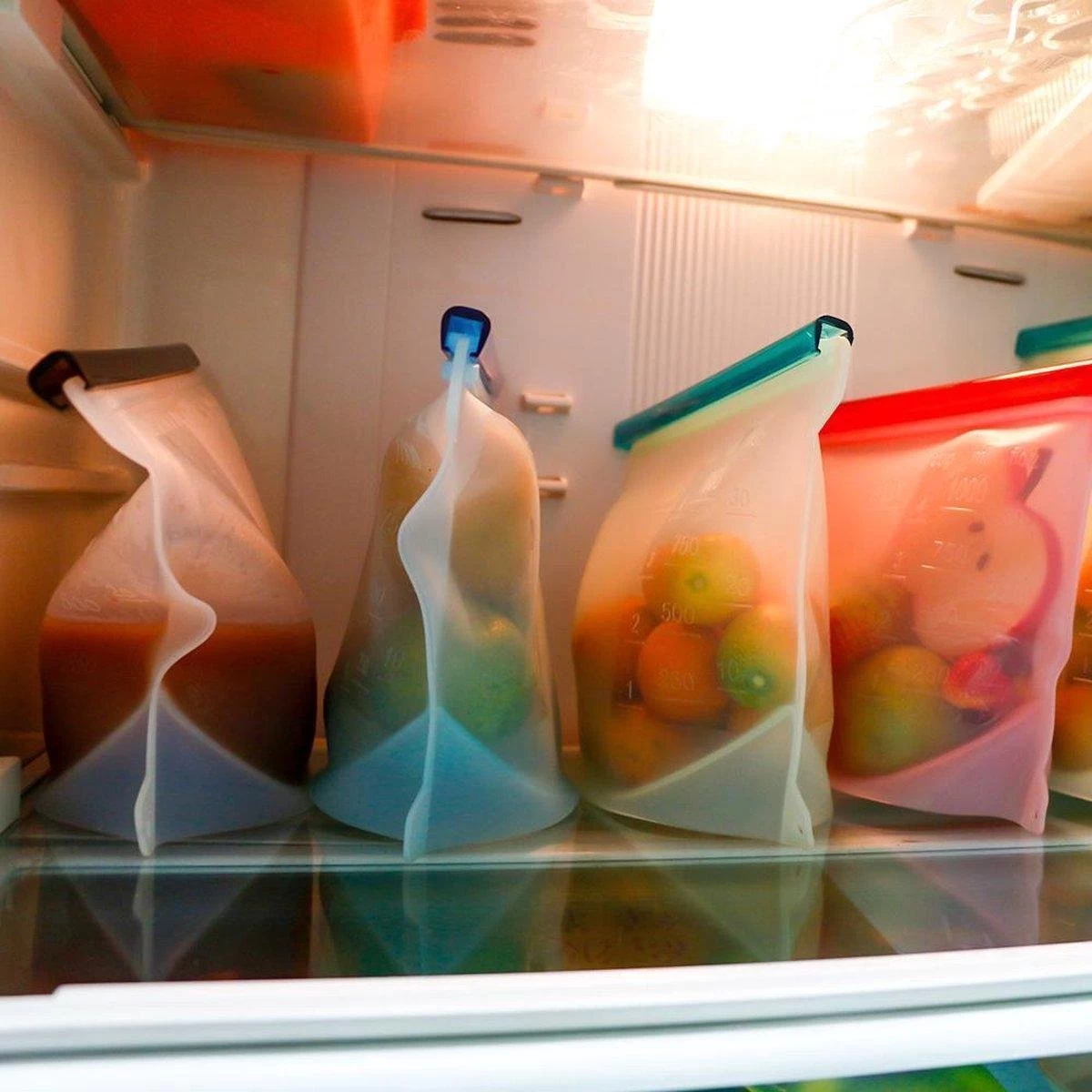 LOUZR Siliconen Vershoudzakken - Set 4-Stuks - 1000ml - Herbruikbaar 9 LOUZR Siliconen Vershoudzakken - Set 4-Stuks - 1000ml - Herbruikbaar - Afbeelding 9