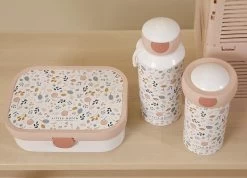 Mepal – Lunchset Campus (pu + Lb) – Pop-up Drinkfles En Broodtrommel Voor Kinderen – Spring Flowers – Little Dutch 7 Mepal – Lunchset Campus (pu + Lb) – Pop-up Drinkfles En Broodtrommel Voor Kinderen – Spring Flowers – Little Dutch -Voedselopslag Winkel 1200x867 7